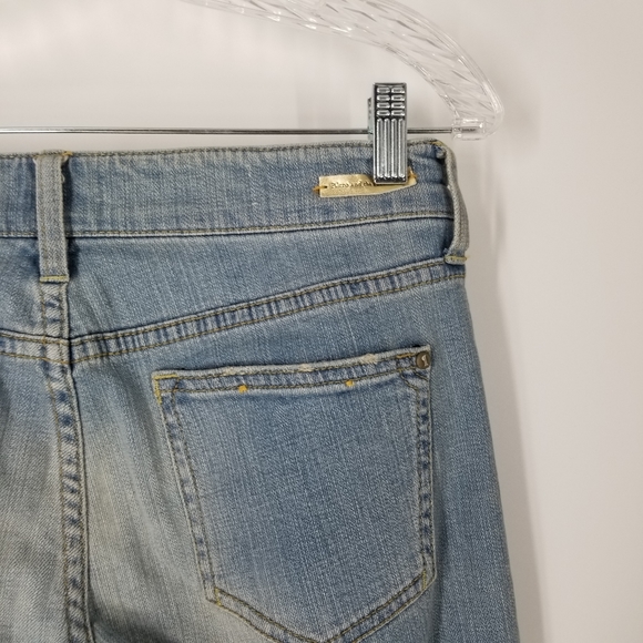 Pilcro Anthro Hyphen 26P Embroidered Faded Jeans - Picture 9 of 11